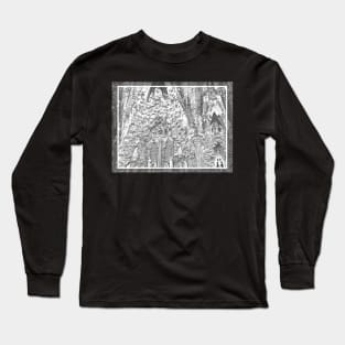 La Sagrada Familia exterior: architecture photography in black and white Long Sleeve T-Shirt